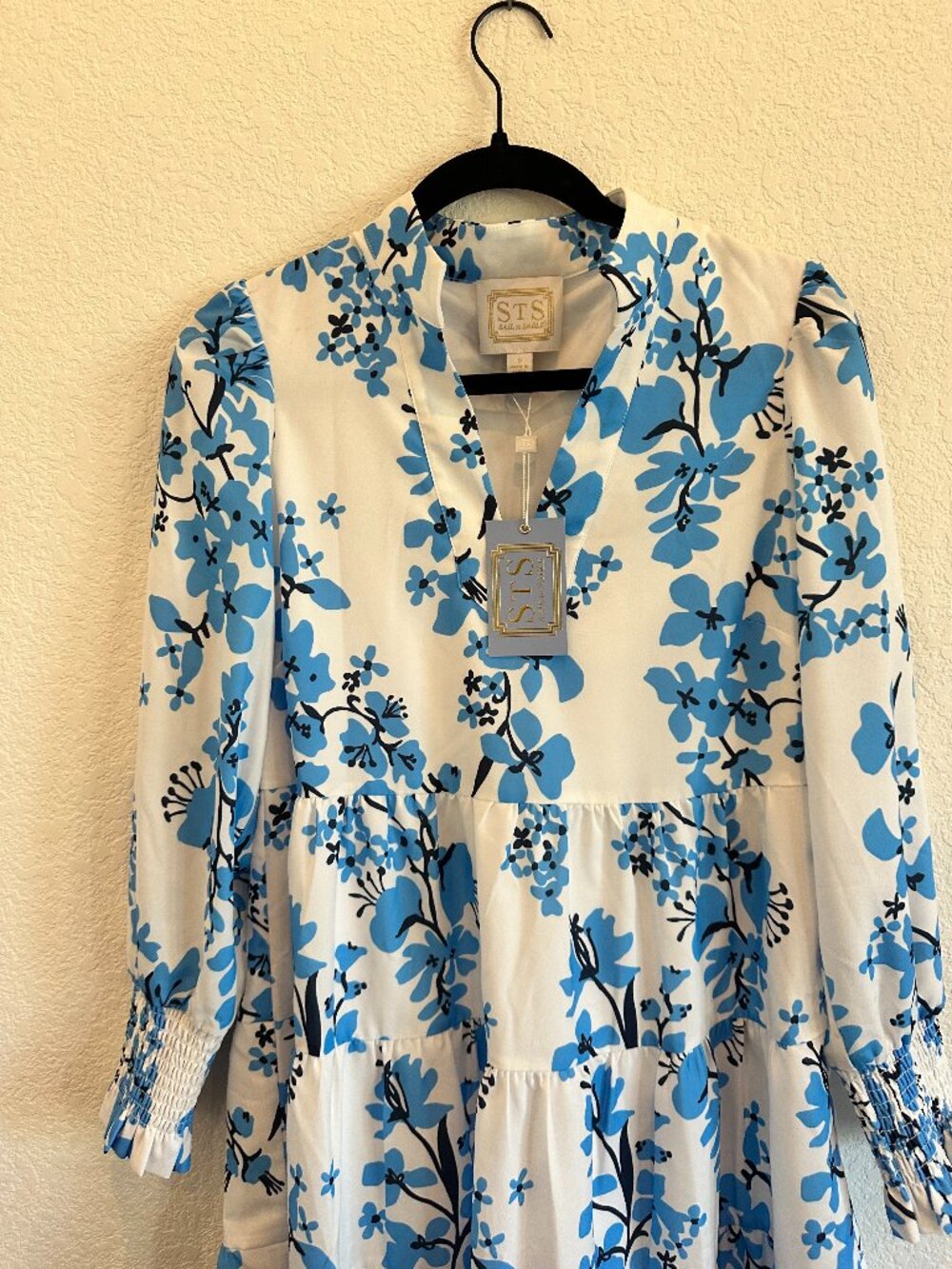 NWT Sail to Sable blue vines long sleeve dress, Blue and White, Floral, Small